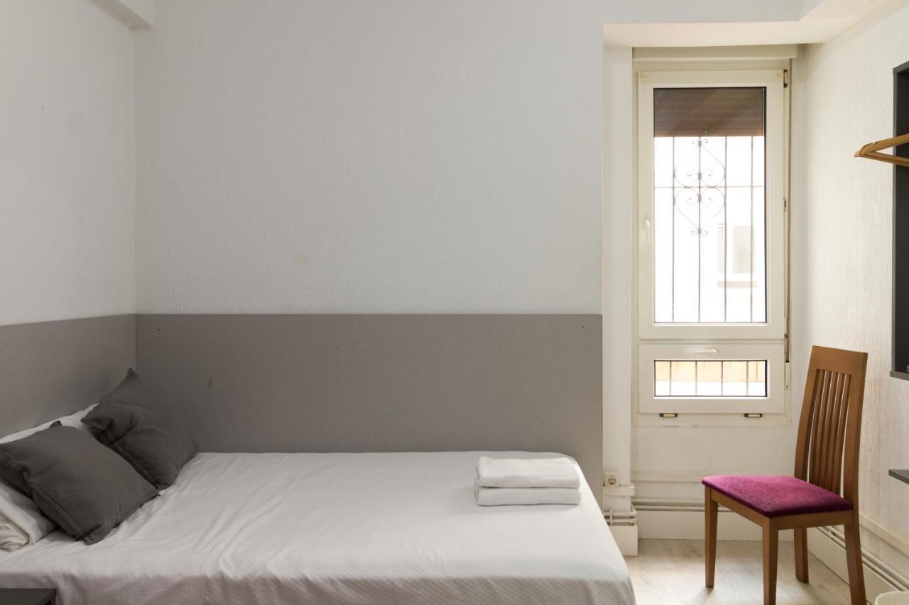 Pension Arias Bilbao Dış mekan fotoğraf