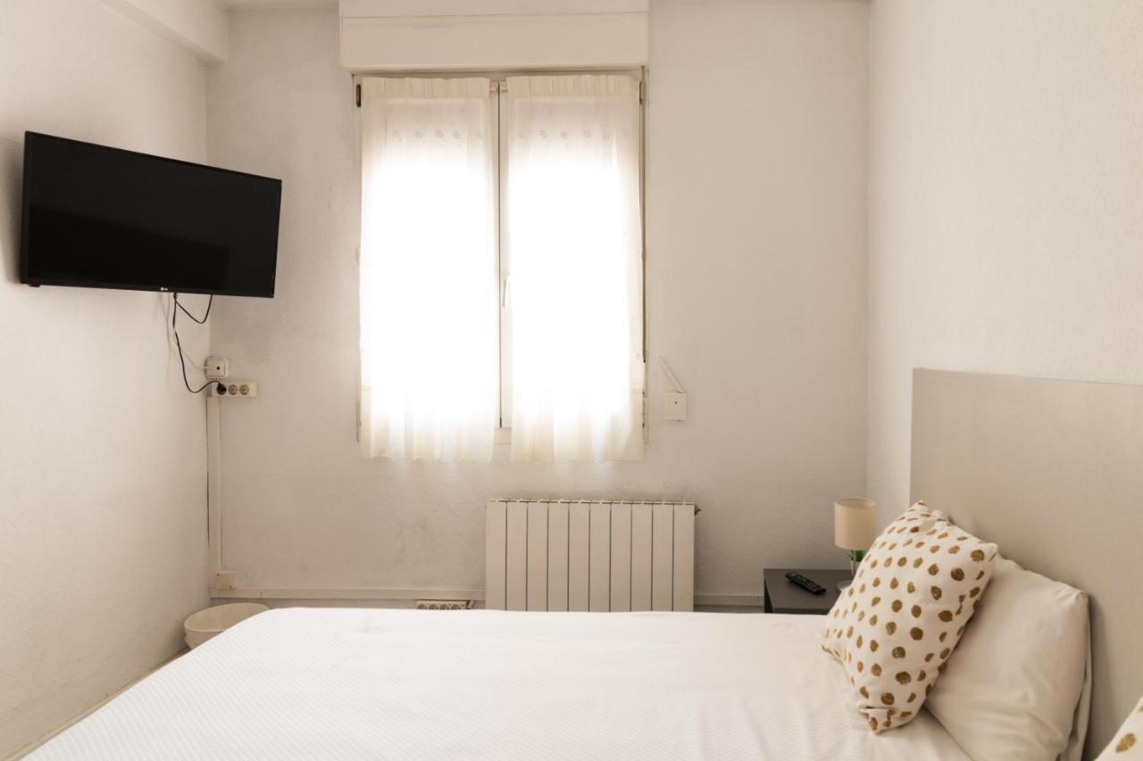 Pension Arias Bilbao Dış mekan fotoğraf